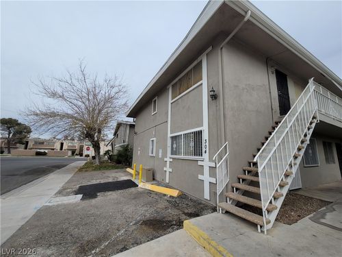 39-304 Orland St, Las Vegas, NV, 89107-1656 | Card Image
