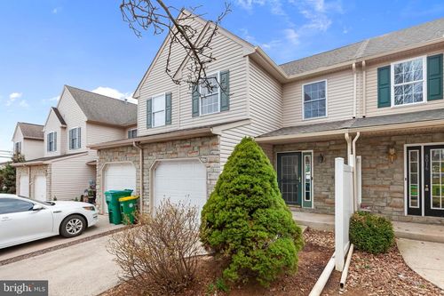 8014 Heritage Drive, ALBURTIS, PA, 18011 | Card Image