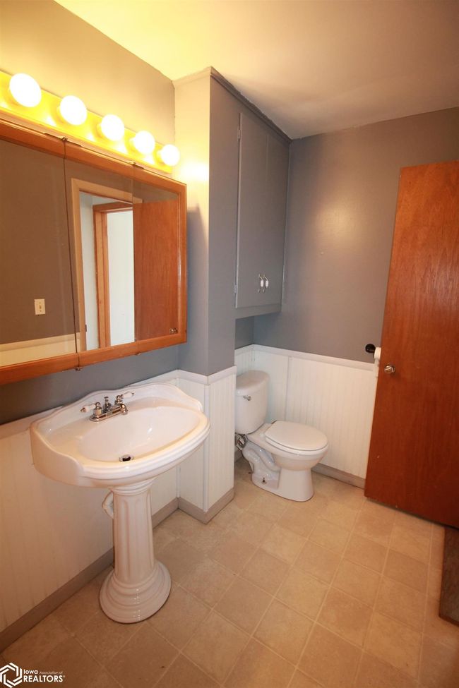 109 N 17 Th St, Home with 0 bedrooms, 0 bathrooms and null parking in Clarinda IA | Image 14