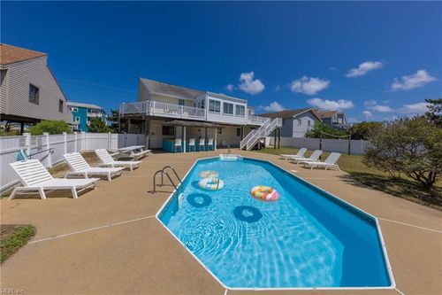 3361 Sandfiddler Rd, Virginia Beach, VA, 23456-4337 | Card Image