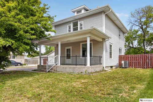 1440 E 12th St, Fremont, NE, 68025-4329 | Card Image