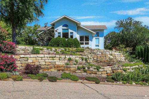 2002 Rockhill Circle, Manhattan, KS, 66502 | Card Image