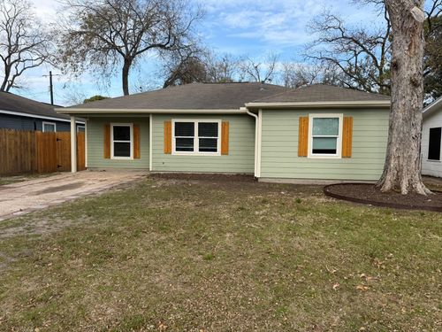 1010 15th Ave N, Texas City, TX, 77590-5732 | Card Image