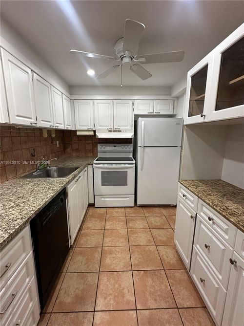 apt-103-16901 Ne 13th Ave, Miami, FL, 33162-2711 | Card Image