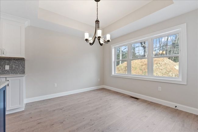 19 - 19 Nicole Cir, Condo with 2 bedrooms, 2 bathrooms and 2 parking in Southampton MA | Image 11