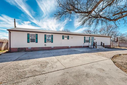 630 Las Vegas, Espanola, NM, 87532 | Card Image