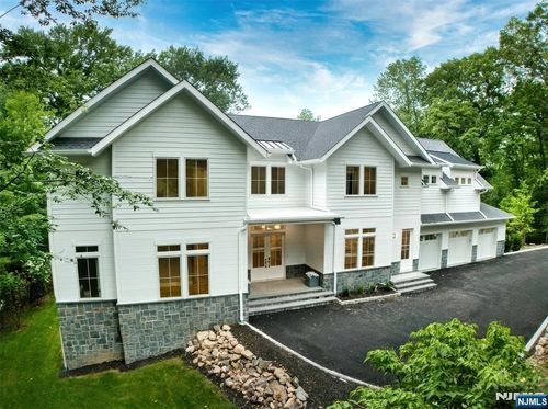 468 Lydecker St, Englewood, NJ, 07631-1947 | Card Image
