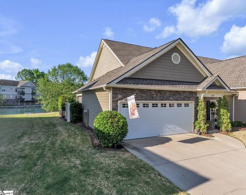 245 Louisville Dr, Greenville, SC, 29607-6527 | Card Image