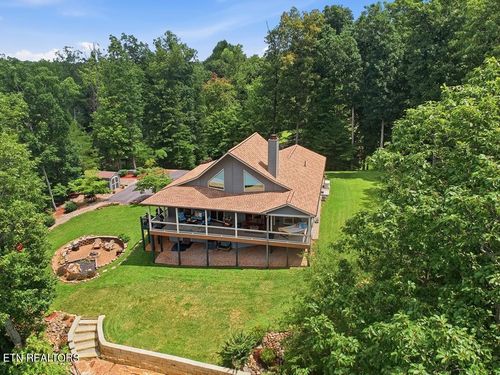 583 Cliff Park Rd, Monterey, TN, 38574-7340 | Card Image