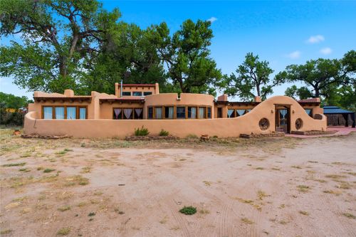 156 County Road 119, Espanola, NM, 87532-3502 | Card Image