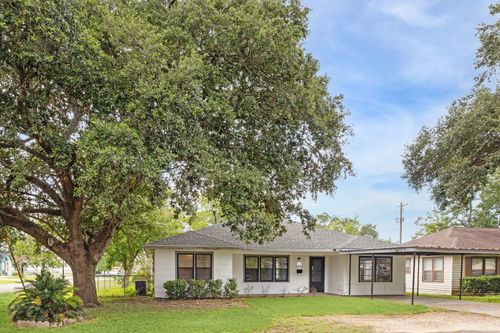 1216 Allen St, Rosenberg, TX, 77471-3004 | Card Image