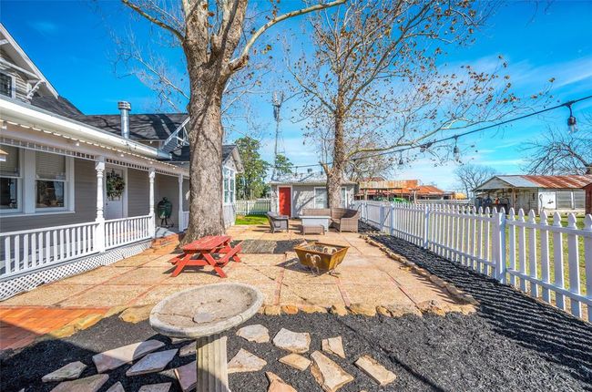 10152 Fm 949, House other with 3 bedrooms, 3 bathrooms and 3 parking in Cat Spring TX | Image 11