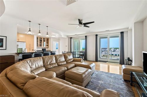 apt-227b-3738 Sandpiper Rd, Virginia Beach, VA, 23456-4377 | Card Image