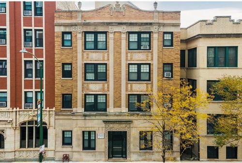 33-511 W Belmont Ave, Chicago, IL, 60657-7416 | Card Image