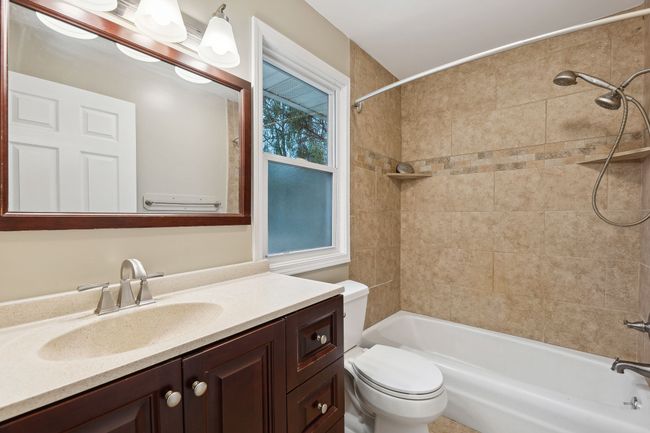 9014 Grove Dr, House other with 4 bedrooms, 2 bathrooms and null parking in Whitmore Lake MI | Image 9