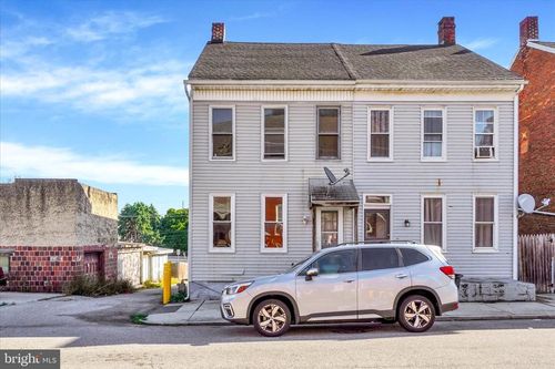 459 Juniper St, YORK, PA, 17401-3010 | Card Image
