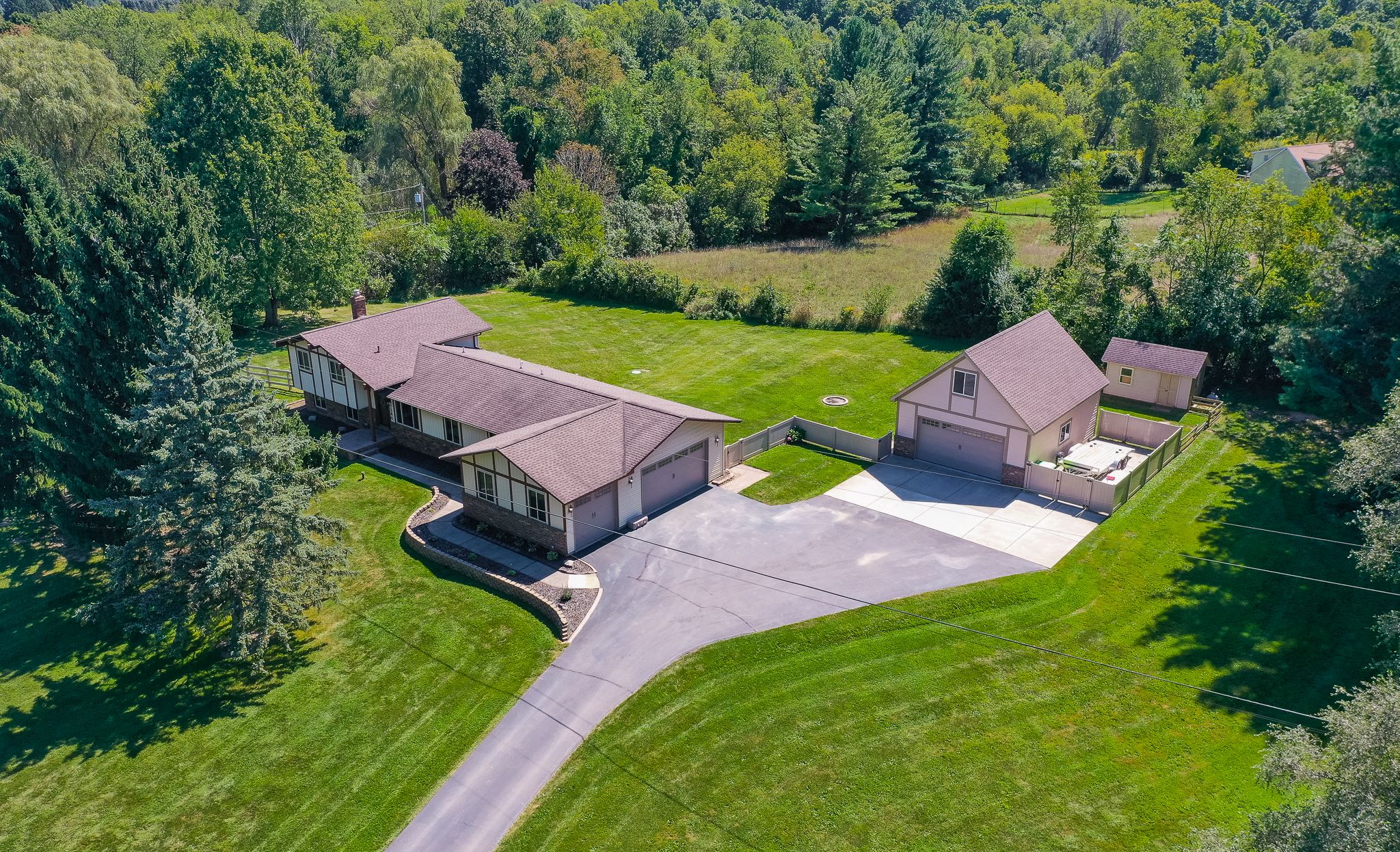 Hitchcock Rd, White Lake, MI 48383