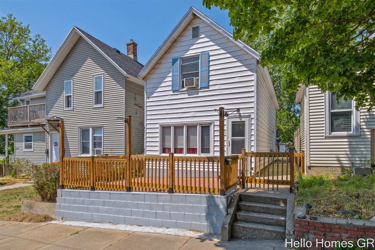 Caledonia St, Grand Rapids, MI 49505