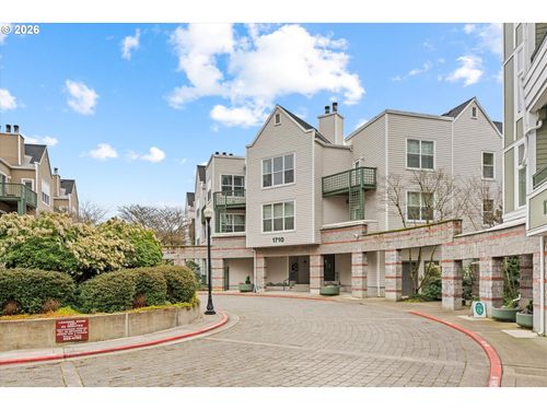 202-1710 S Harbor Way, Portland, OR, 97201-5153 | Card Image