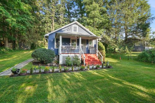 6 Gardner Hollow Rd, Poughquag, NY, 12570-5132 | Card Image
