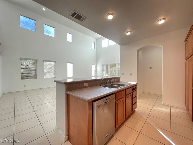 1581 Boundary Peak Way, House other with 5 bedrooms, 3 bathrooms and null parking in Las Vegas NV | Image 15