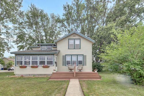 303 N Lakeshore Dr, Lake City, MN, 55041-1552 | Card Image