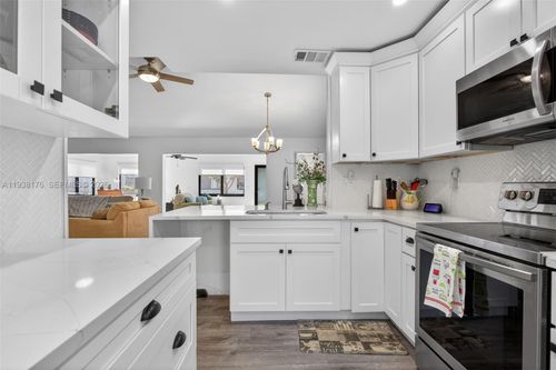 2104 Sw 17th Cir, Deerfield Beach, FL, 33442-6109 | Card Image