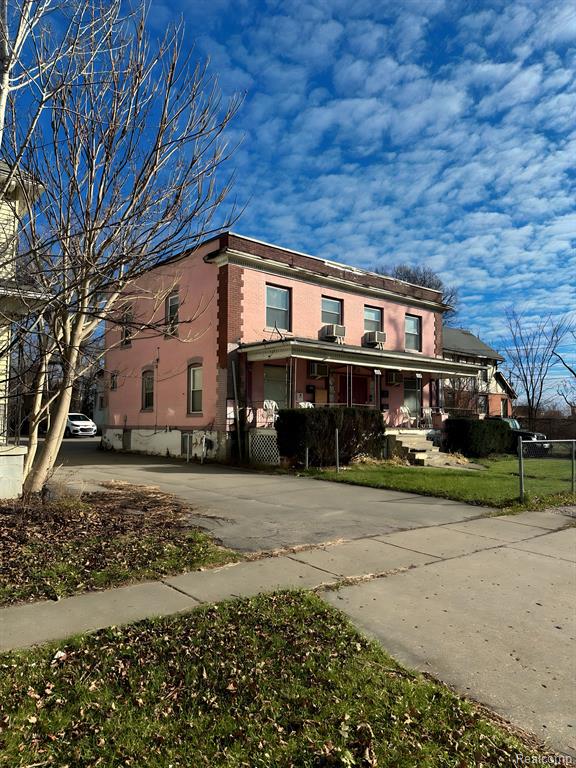 Garland St, Flint, MI 48503