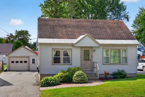 34 Sawyer St, Waterville, ME, 04901-5031 | Card Image