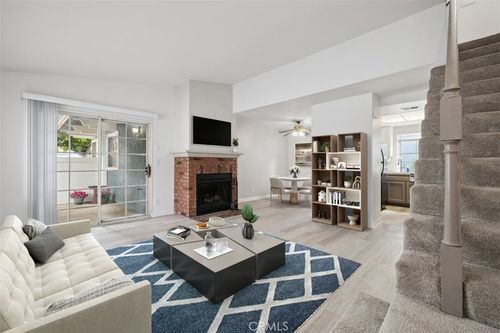 1-1980 Rory Ln, Simi Valley, CA, 93063-5521 | Card Image