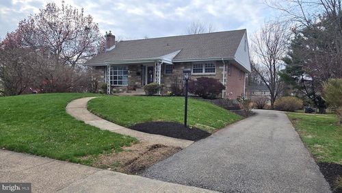 241 School Ln, West Norriton, PA, 19403-3137 | Card Image