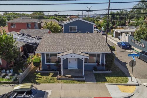 912 E Commonwealth, Fullerton, CA, 92831 | Card Image