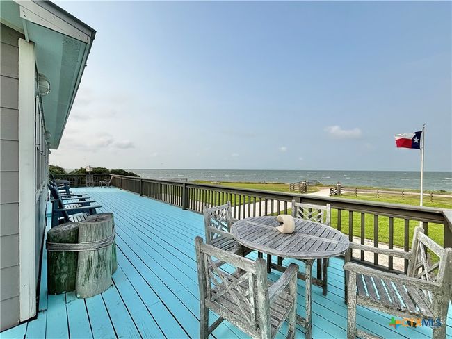 1007 N Washington St, House other with 3 bedrooms, 3 bathrooms and null parking in Port O Connor TX | Image 40
