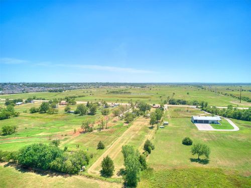 5209 W Tecumseh Rd, Norman, OK, 73072-1606 | Card Image