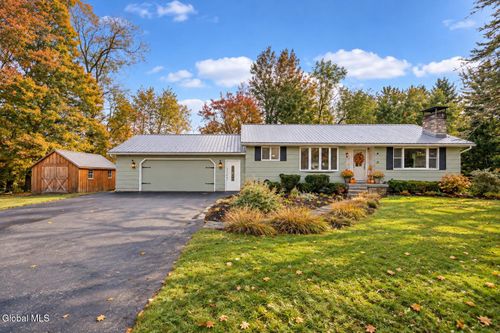 139 Blowers Rd, Gloversville, NY, 12078-6901 | Card Image