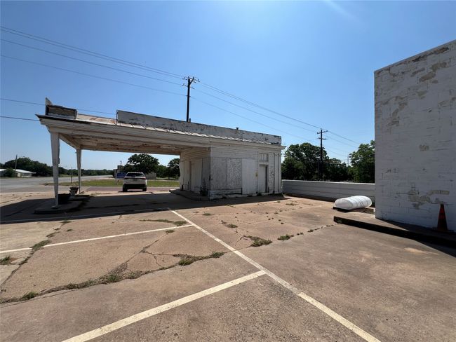 508 E 8 Th St, Home with 0 bedrooms, 0 bathrooms and null parking in Cisco TX | Image 5
