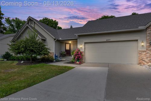 8077 Sawgrass Trl, Grand Blanc, MI, 48439-1844 | Card Image