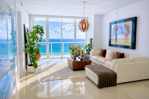 apt-2203-16001 Collins Ave, Sunny Isles Beach, FL, 33160-5531 | Card Image