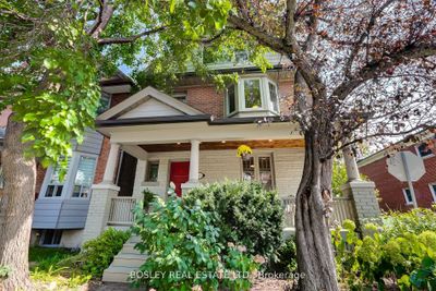 335 Woodbine Ave, House other with 4 bedrooms, 3 bathrooms and 1 parking in Toronto ON | Image 1