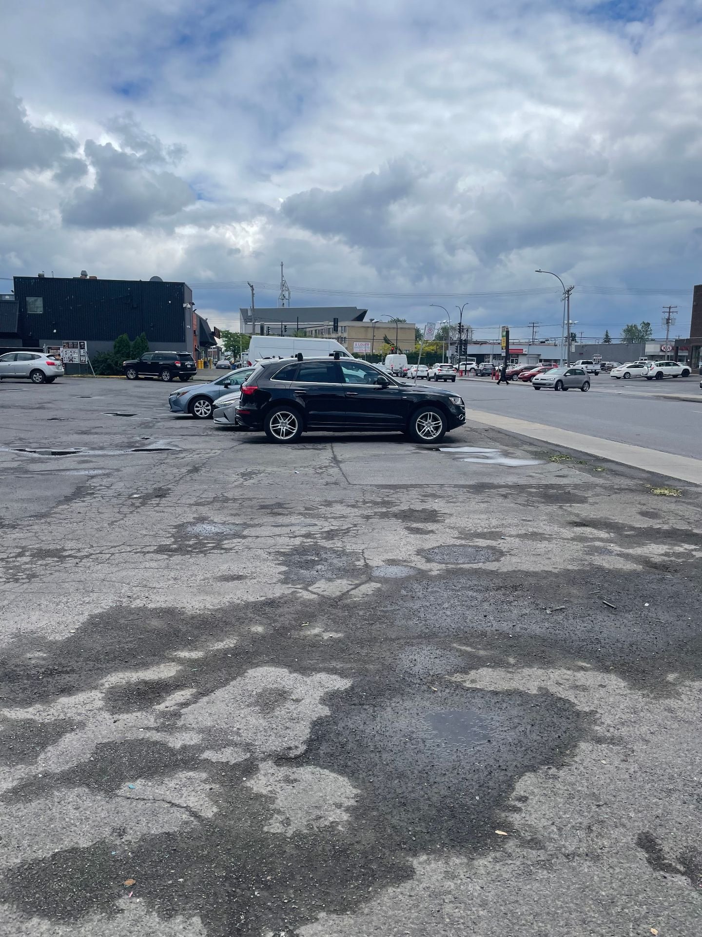 Commercial Sale in Montréal (LaSalle) 3