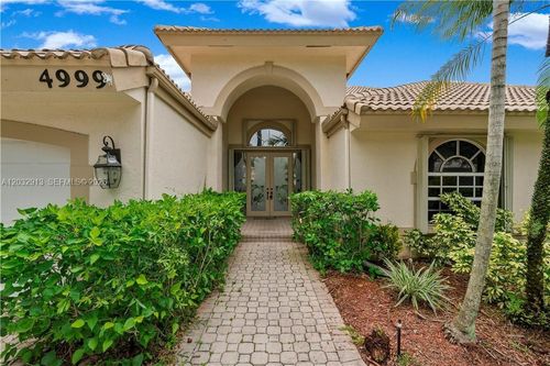 4999 Chardonnay Dr, Coral Springs, FL, 33067-4126 | Card Image
