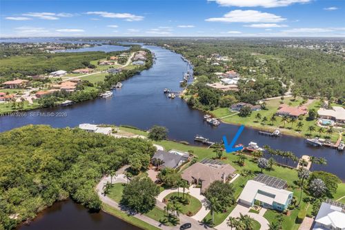 2674 Se Erickson Dr, Port St. Lucie, FL, 34984-5202 | Card Image