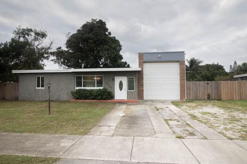 1650 Ne 44th St, Pompano Beach, FL, 33064-5843 | Card Image