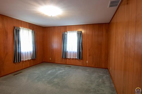 2209 Highway 54, Piqua, KS, 66761-1646 | Card Image