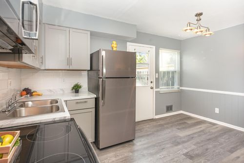 h-1752 Pine Tree St S, Columbus, OH, 43229-3780 | Card Image