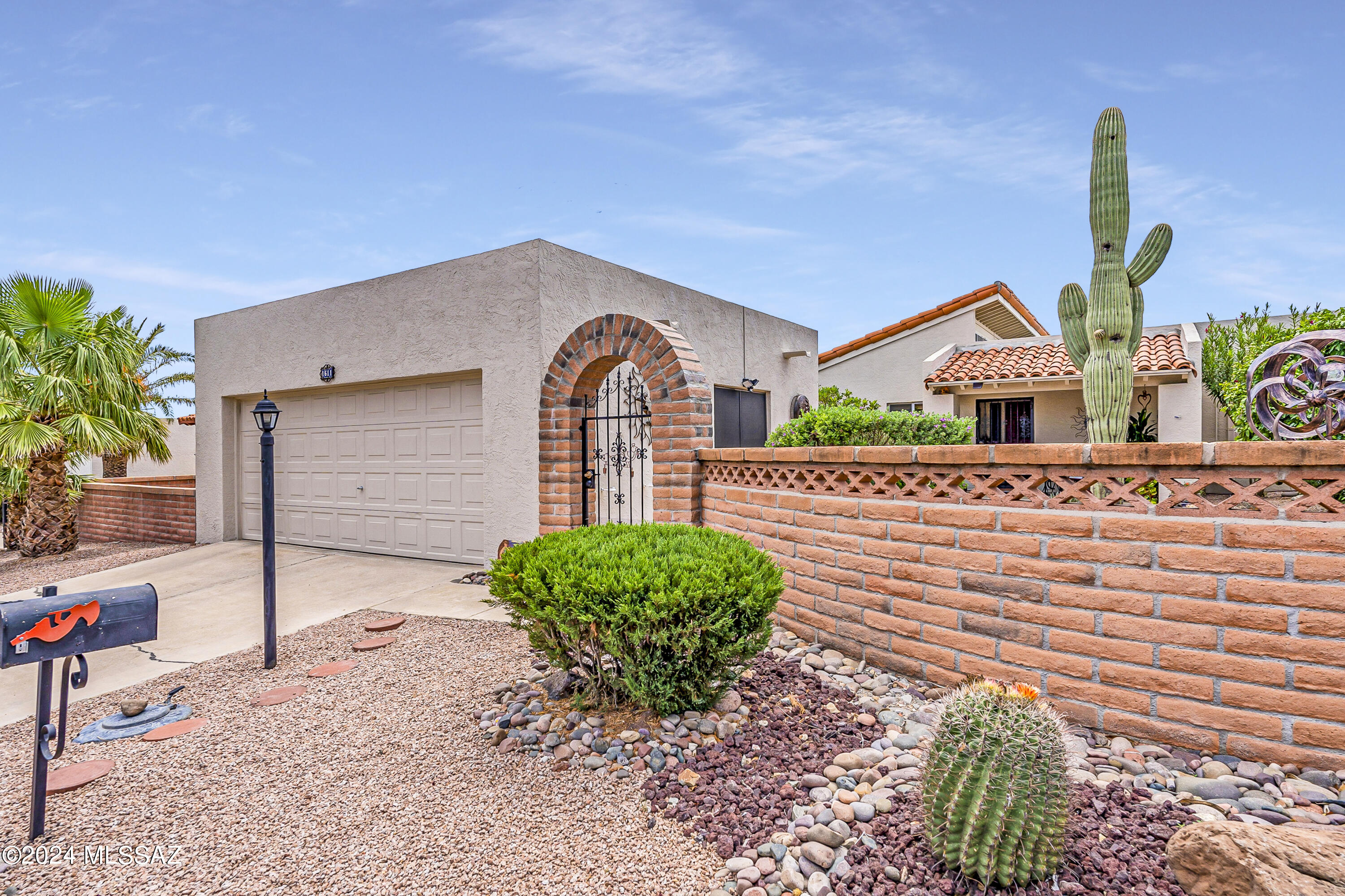 Agave Ln, Green Valley, AZ 85622