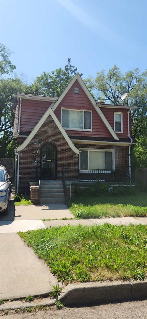 15729 Lesure St, Detroit, MI, 48227-3369 | Card Image