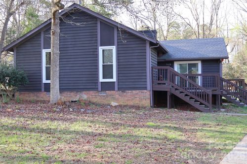 9628 Heartwood Ln, Mint Hill, NC, 28227-4143 | Card Image