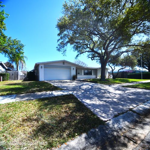 405 Sparrow Dr, Satellite Beach, FL, 32937-3728 | Card Image