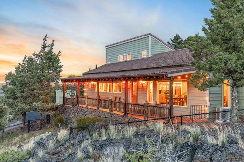 22437 Victoria Ln, Bend, OR, 97702-9654 | Card Image